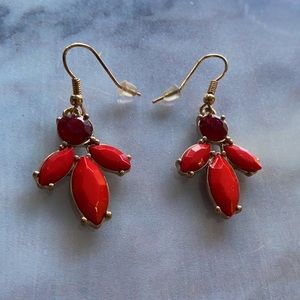 💟 SALE 2/$15 💟 Red Faceted Earrings...soo pretty!!! Brand New!!!